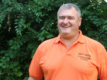 Dóczi István alapító tag